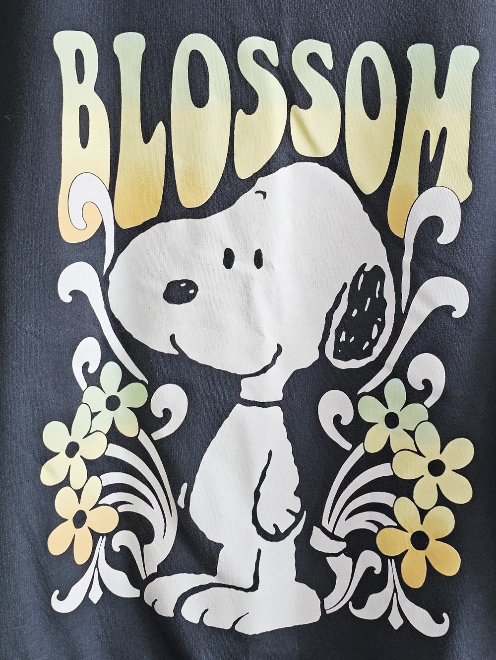 Peanuts Snoopy Blossom Graphic Sweatshirt Medium Retro Floral Crewneck - Picture 3 of 9